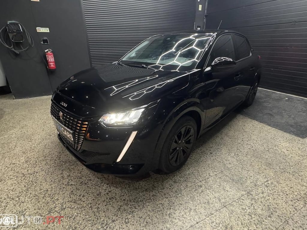 Peugeot E-208 50 kWh Allure Pack