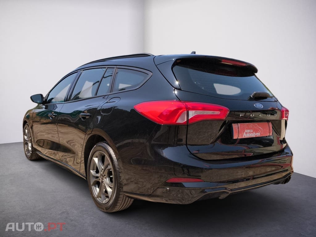 Ford Focus SW 1.5 TDCi EcoBlue ST-Line
