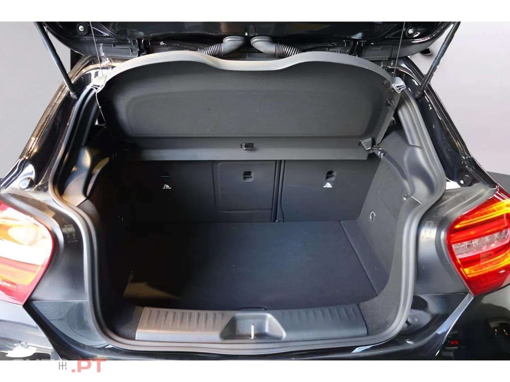 Mercedes-Benz A 180 d AMG 