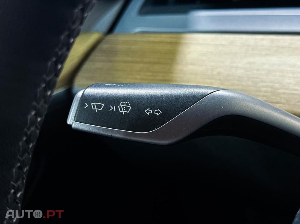 Tesla Model Y Standard