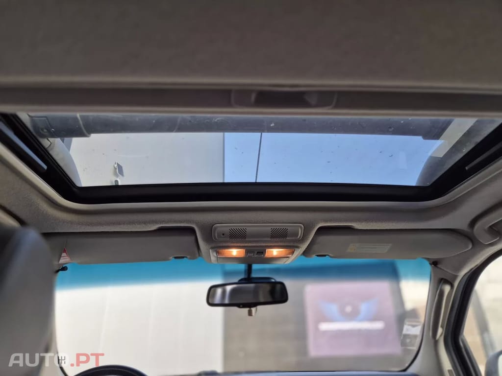 Nissan Navara 2.5 dCi CD LE Prem.+IT