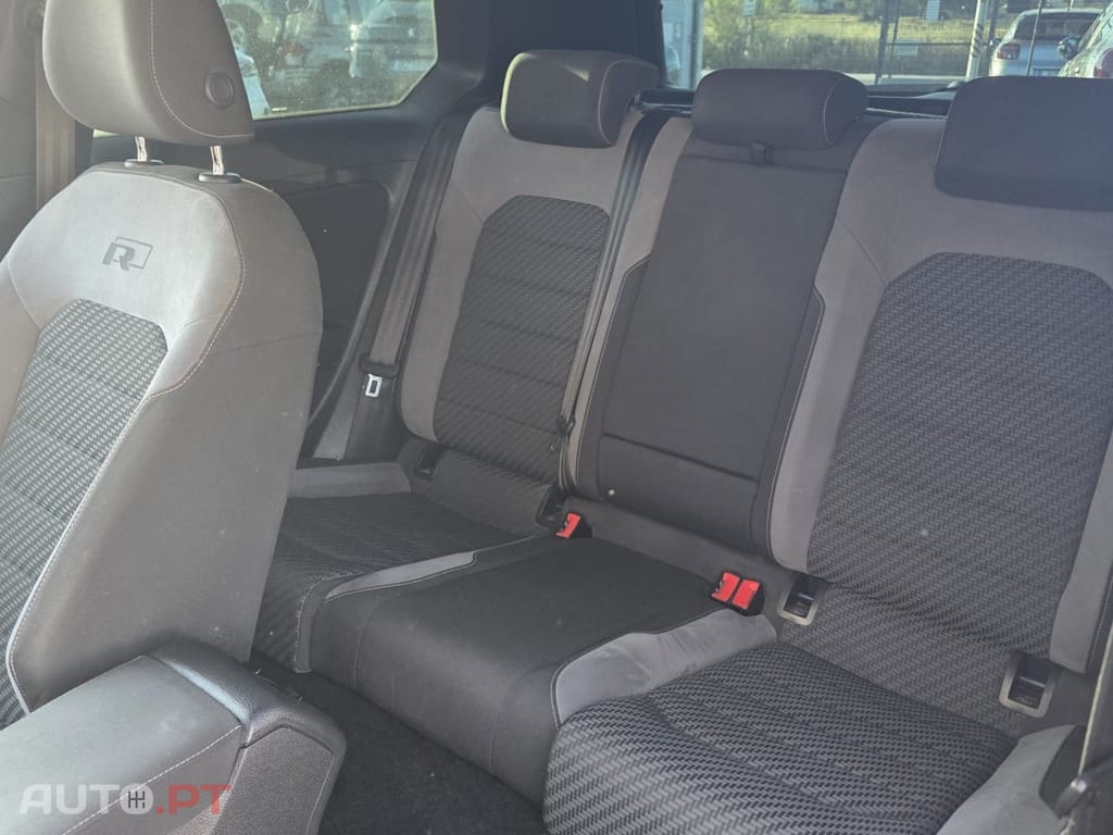 Volkswagen Golf 1.6 TDI R-Line