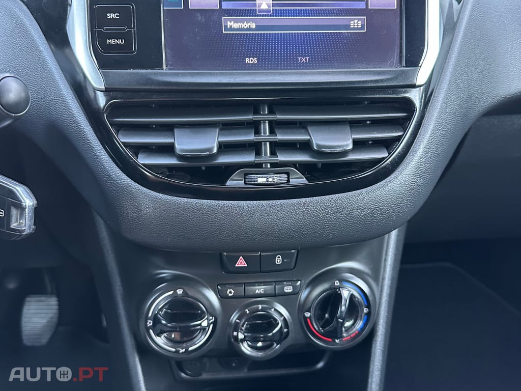 Peugeot 208 1.6 BlueHDi Active