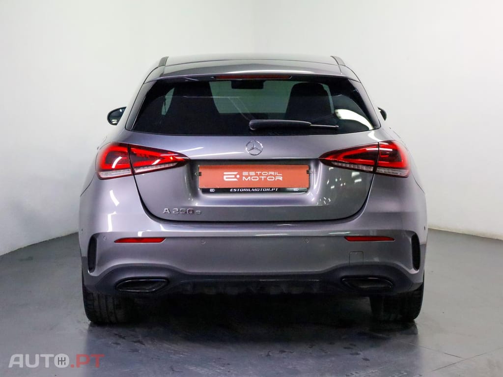 Mercedes-Benz A 250 e Auto AMG LINE