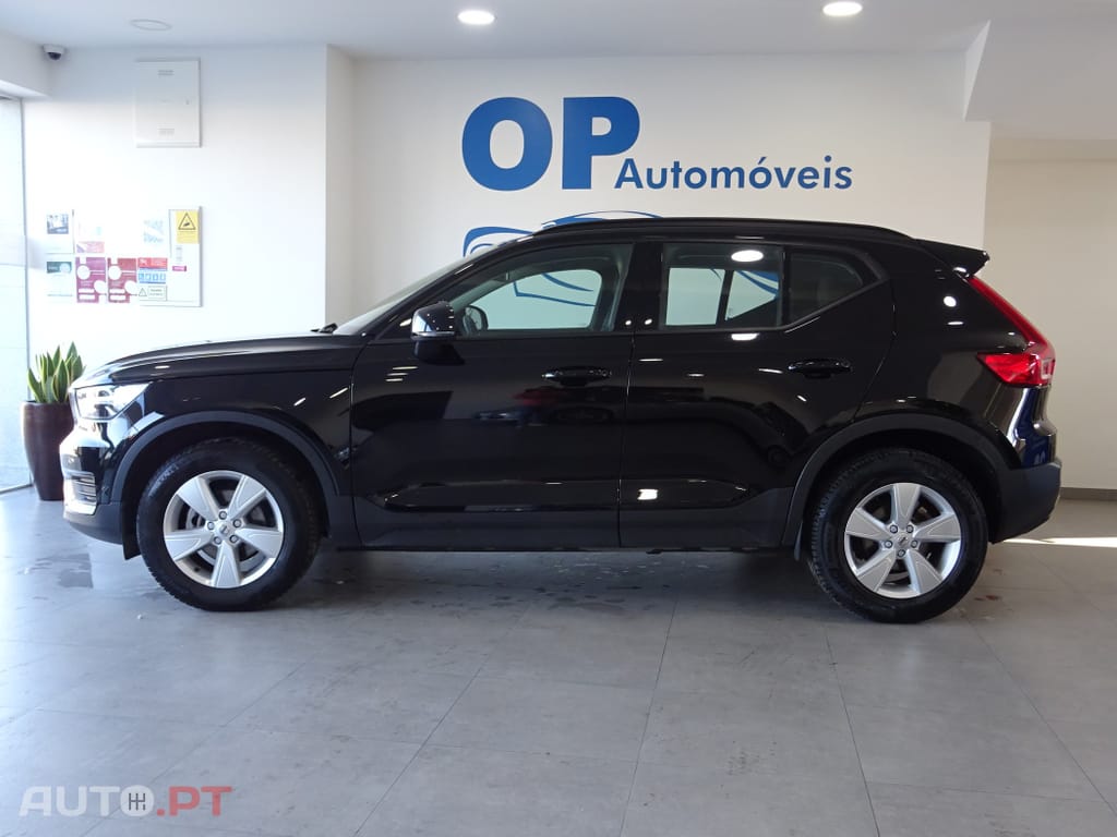 Volvo XC40 2.0 D3 Momentum