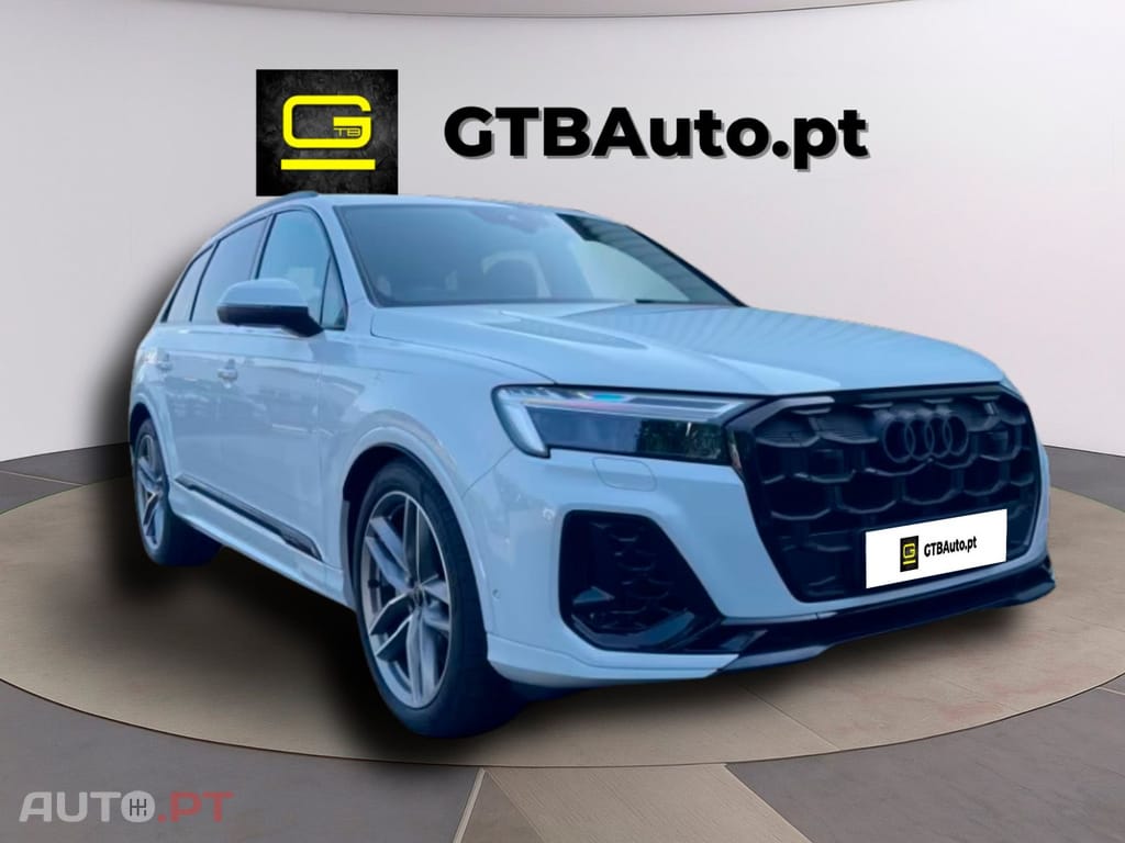 Audi Q7 55 TFSIe quattro S-LINE 
