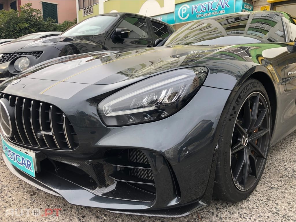 Mercedes-Benz AMG GT R
