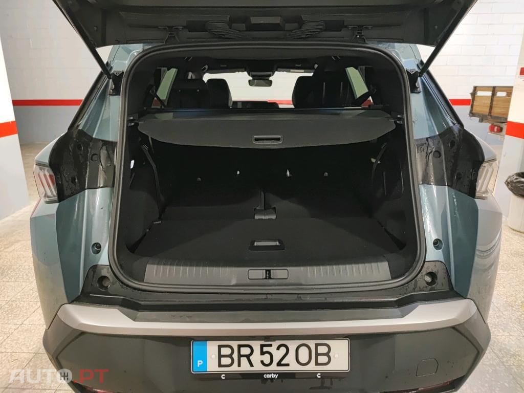 Peugeot E-5008 73 kWh Allure