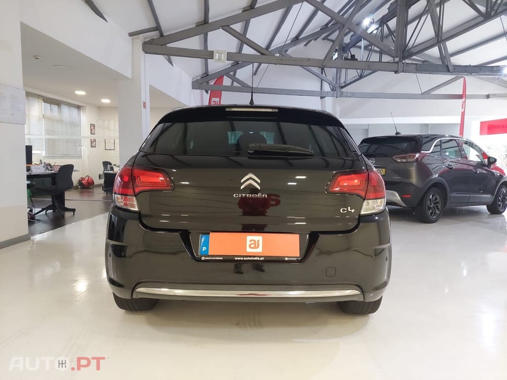 Citroen C4 PureTech 130 Stop & Start EAT6 Selection