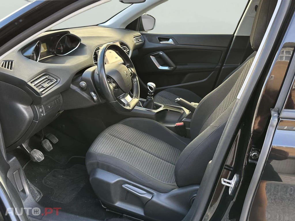 Peugeot 308 SW 1.5 BlueHDi Business Line