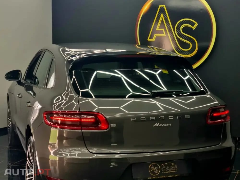 Porsche Macan PDK