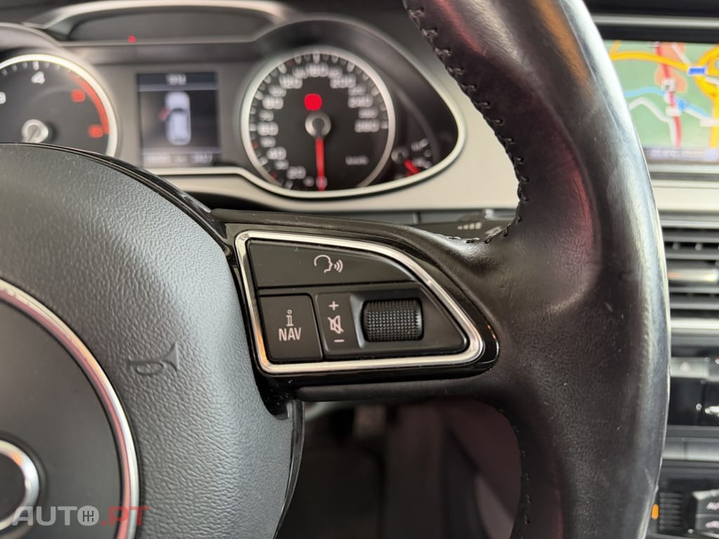 Audi A4 Avant 2.0 TDI Business Line S-line