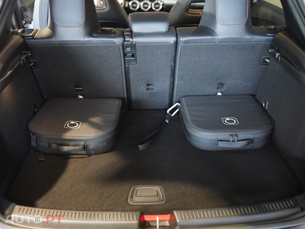 Mercedes-Benz A 250 AMG Line
