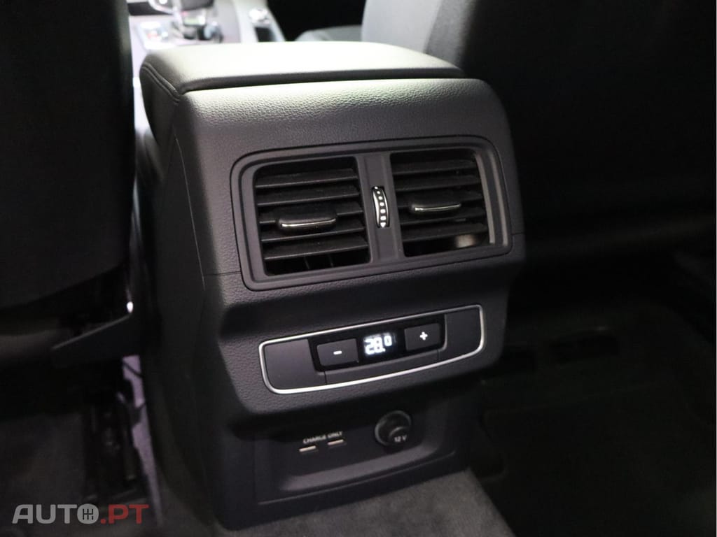 Audi Q5 50 TFSIe quattro S tronic Advance 