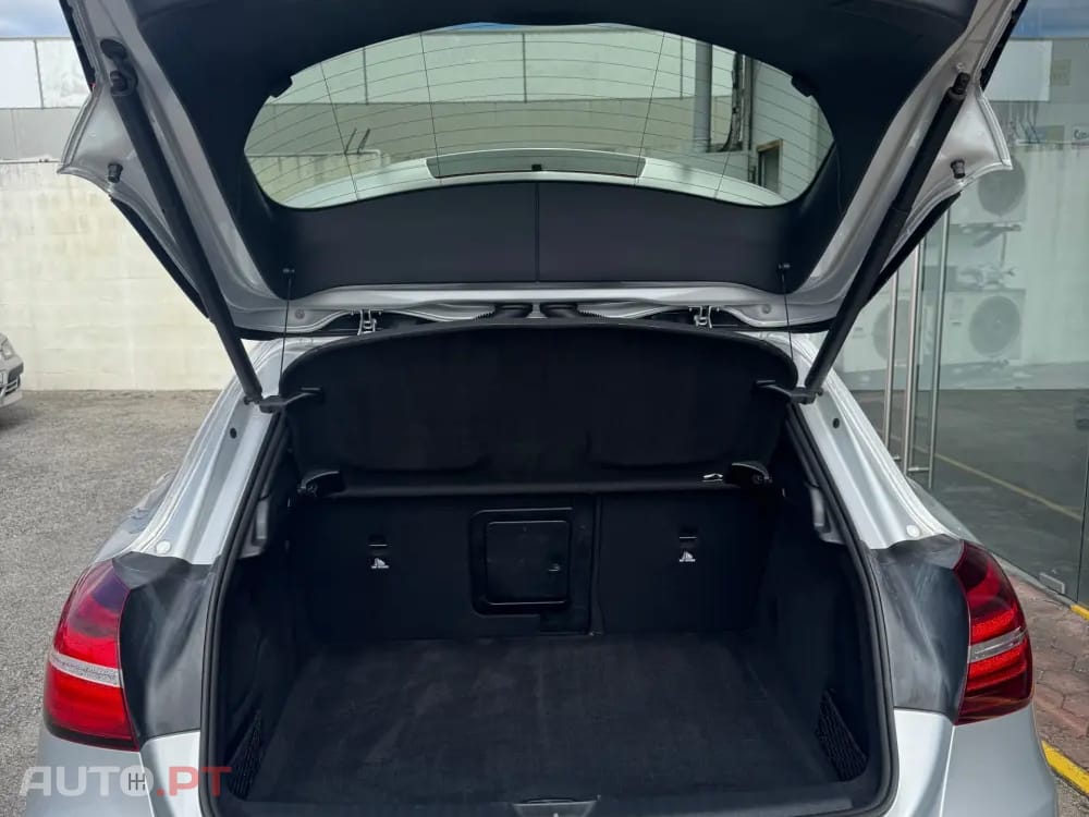 Mercedes-Benz GLA 200 d 7G-DCT AMG Line