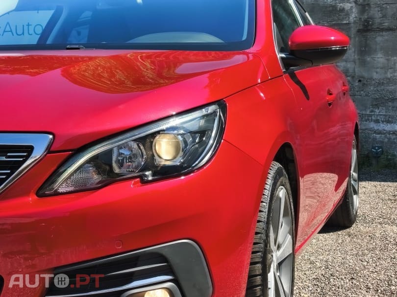 Peugeot 308 1.2 PureTech Allure J17 — fotografia 8
