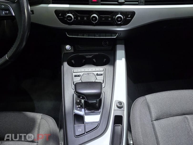 Audi A4 Avant 2.0 TDI Design S tronic