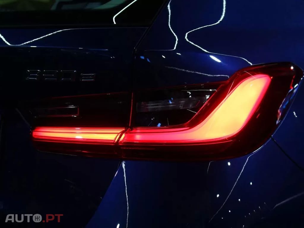 BMW 320 e Line Sport Auto