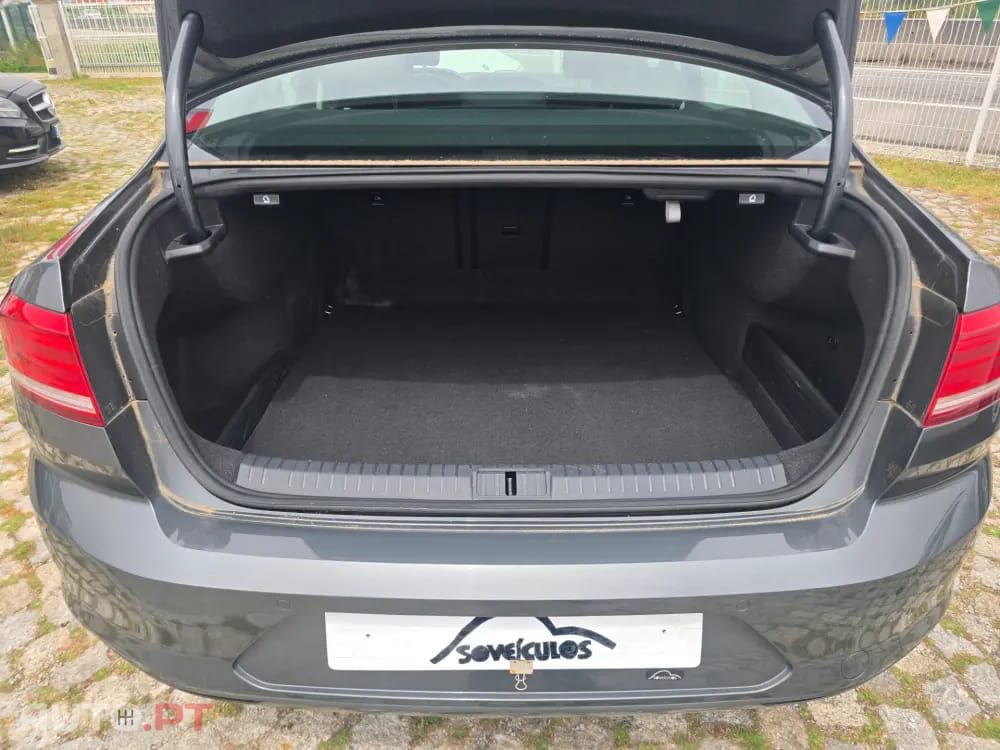 Volkswagen Passat 2.0 TDi Confortline DSG