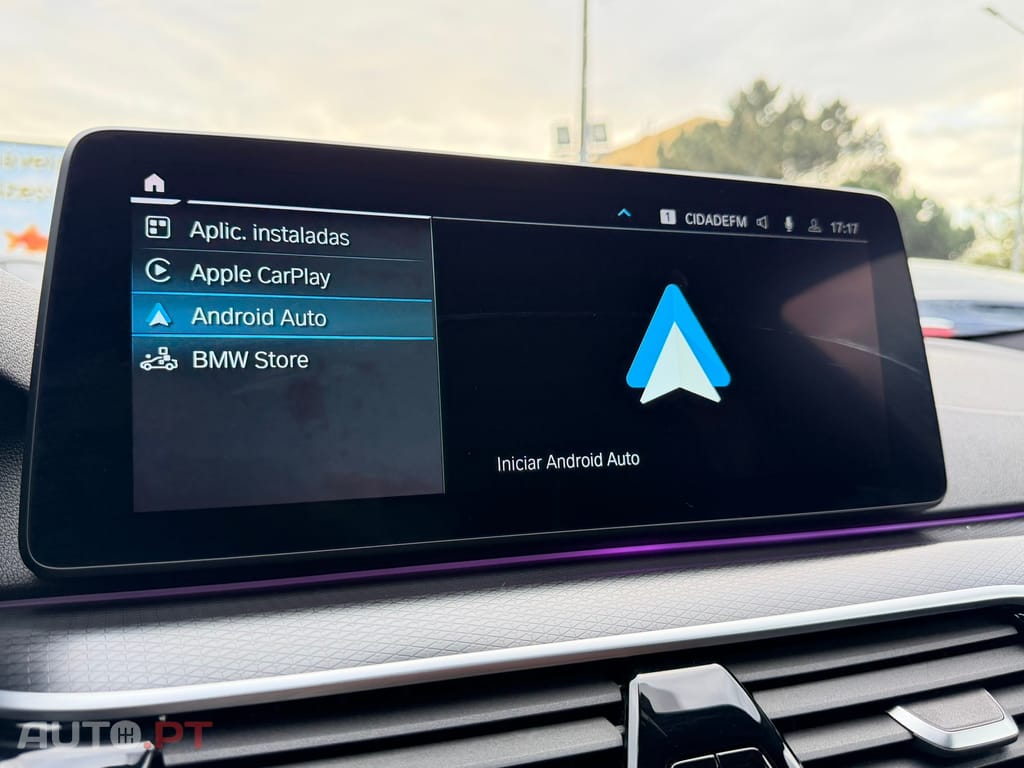 BMW 530 e Pack Desportivo M