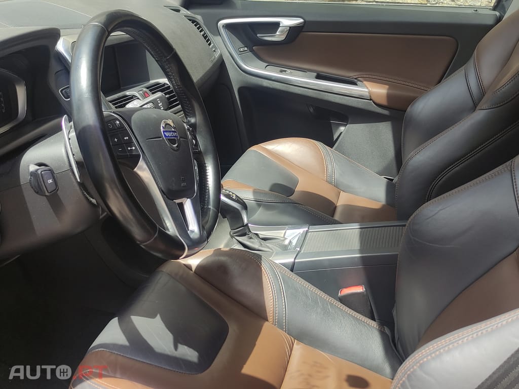 Volvo XC60 D4 AWD Xenium Geartronic 181 CV