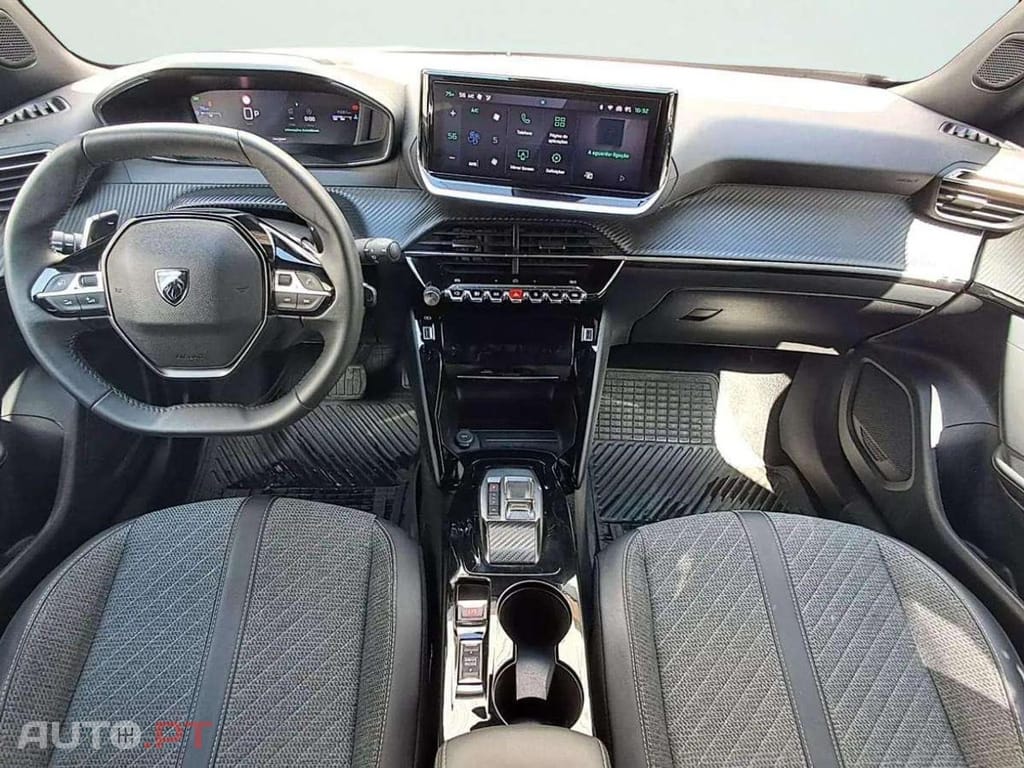 Peugeot 2008 1.2 PureTech Allure EAT8