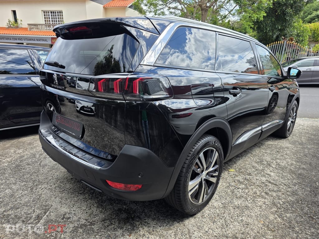 Peugeot 5008 1.5 BlueHDi Allure EAT8