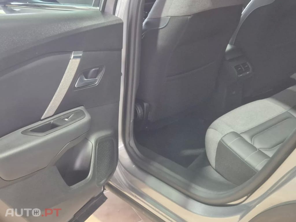 Citroen C4 1.5 BlueHDi Shine Pack EAT8