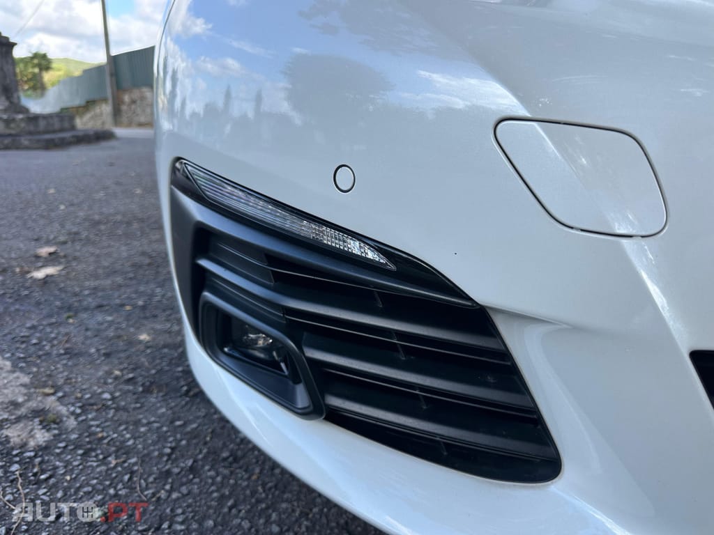 Peugeot 308 1.2 PureTech GT Line EAT8