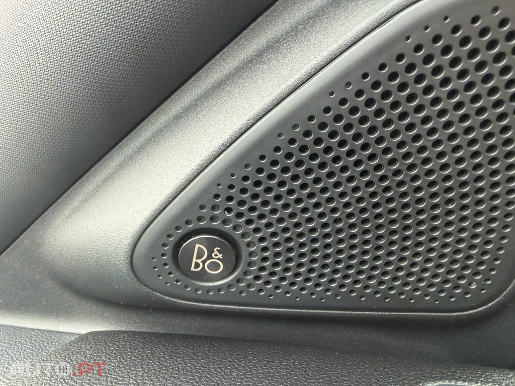 Ford Puma 1.0 EcoBoost Hybrid ST-LINE X