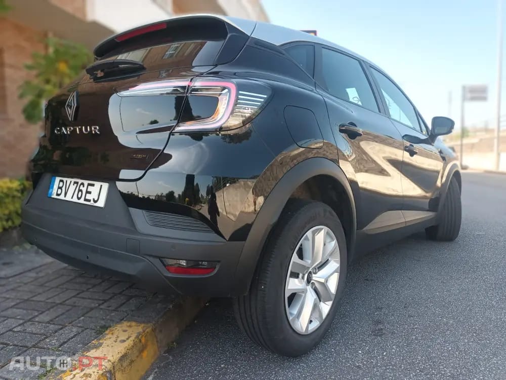 Renault Captur 1.6 E-Tech Full Hybrid Techno