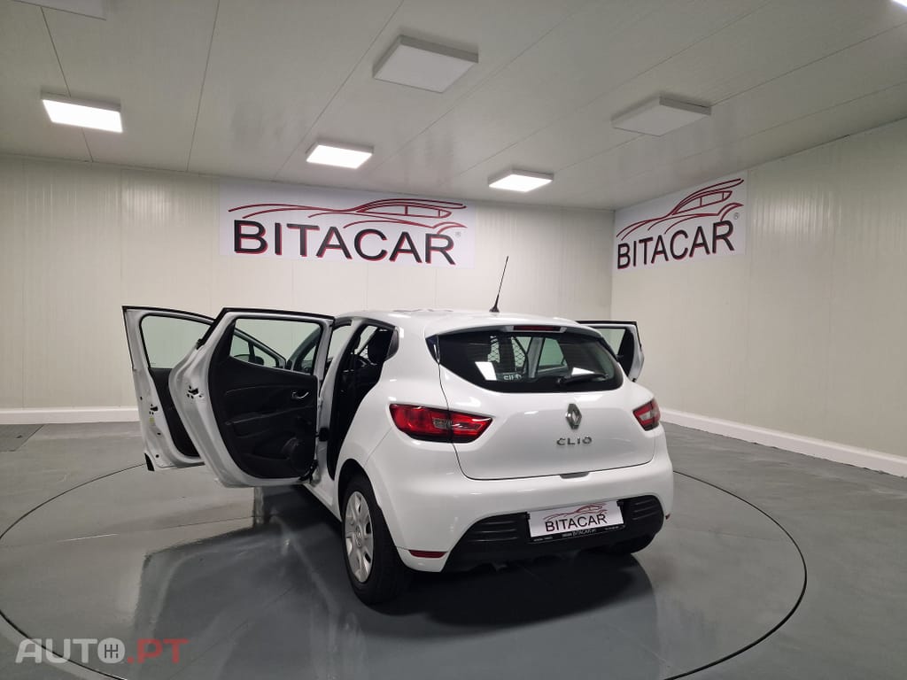 Renault Clio SOCIETE 1.5 DCI ZEN IVA DEDUTIVEL