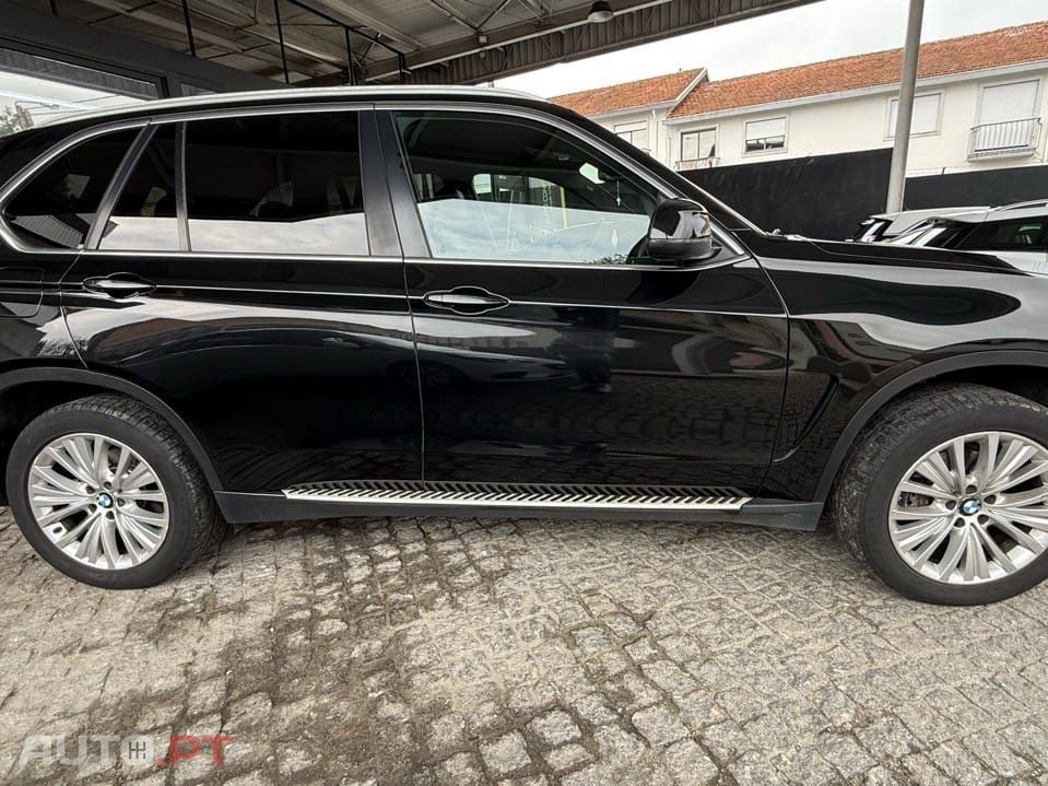 BMW X5 25 d sDrive Comfort 7L