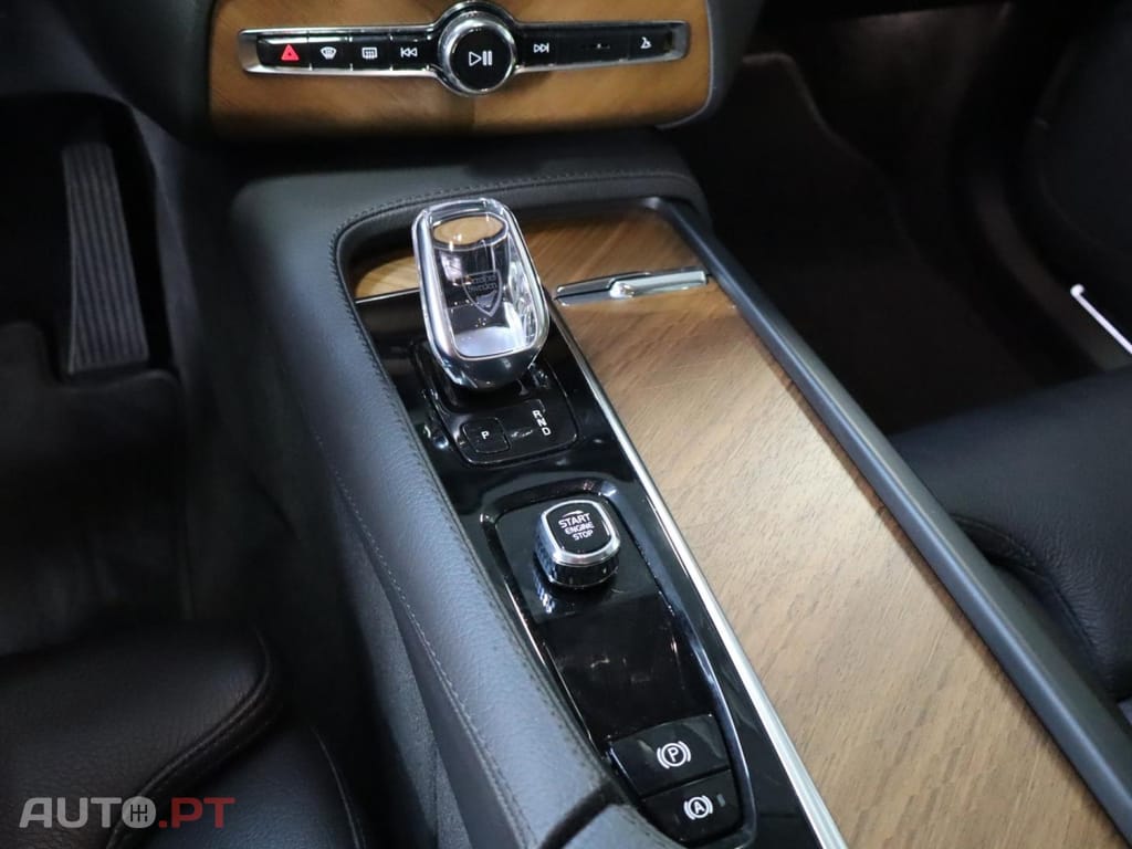 Volvo XC90 T8  AWD HYBRID Inscription