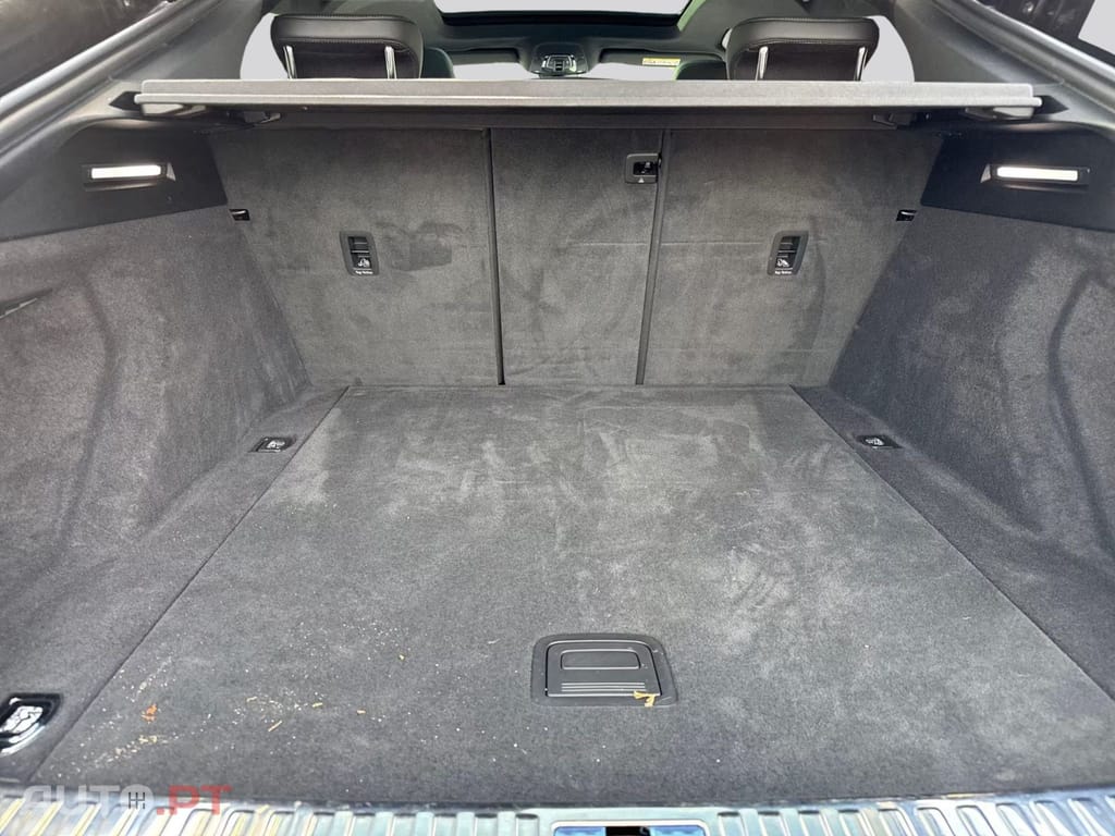 Audi E-Tron S BLACK I.V.A DEDUTIVEL