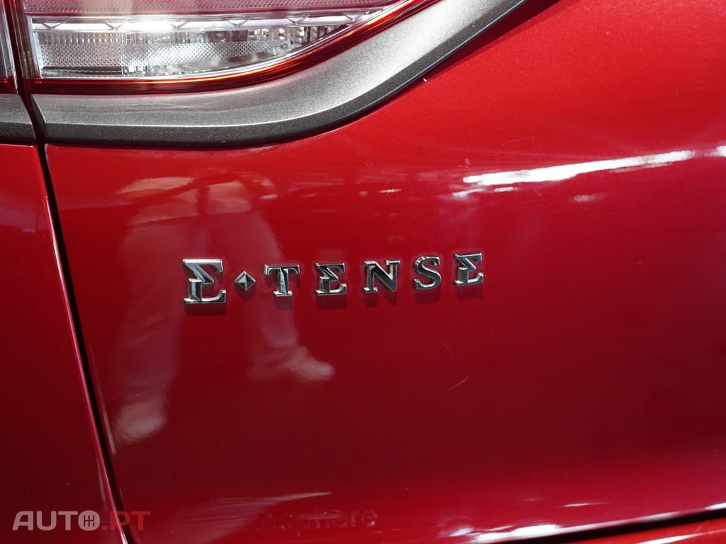 DS DS3 Crossback E-Tense Performance Line