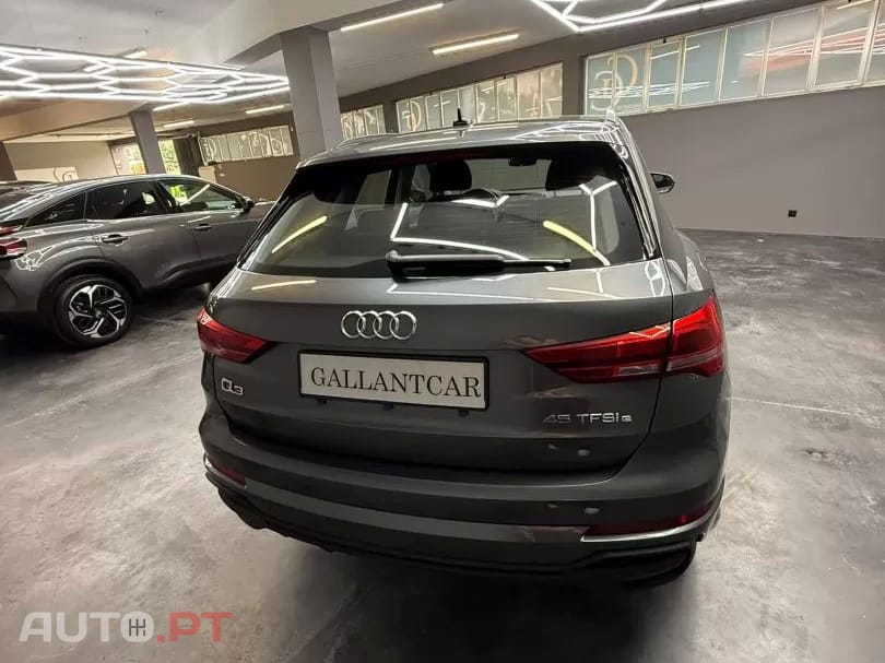 Audi Q3 1.4 TFSIe S-Line