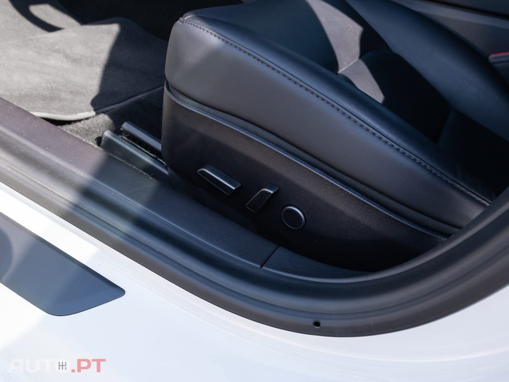 Tesla Model 3 Performance Dual Motor AWD