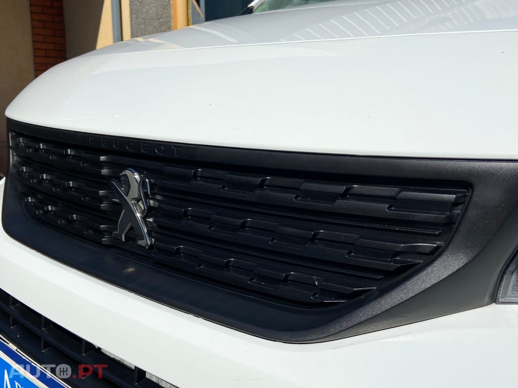 Peugeot Partner 1.6 HDI XL  L2  CarPlay
