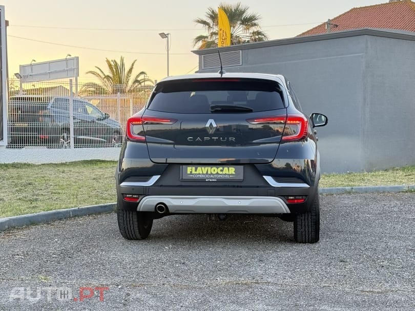 Renault Captur 1.6 E-Tech Full Hybrid Evolution