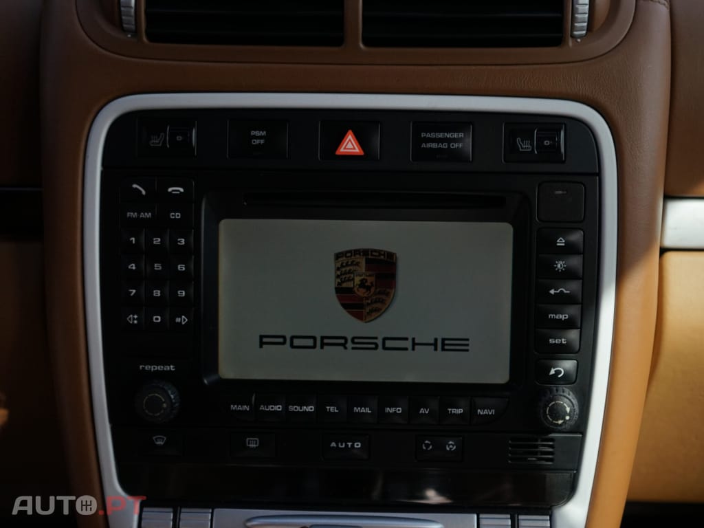 Porsche Cayenne Tiptronic