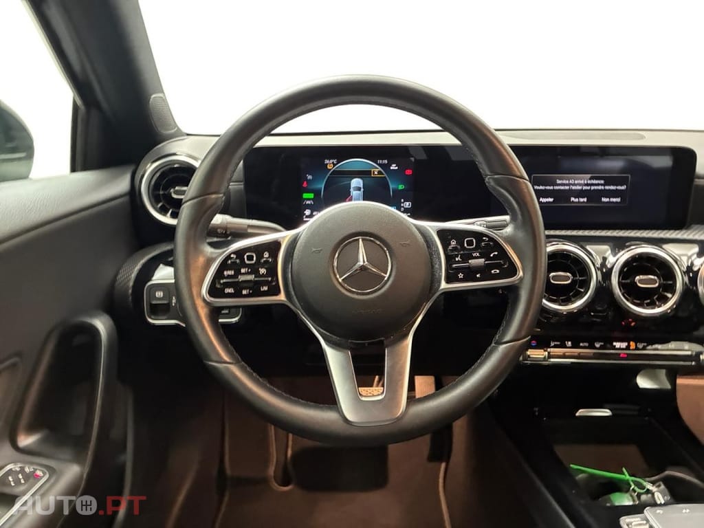 Mercedes-Benz A 250 e Business Line 8G-DCT