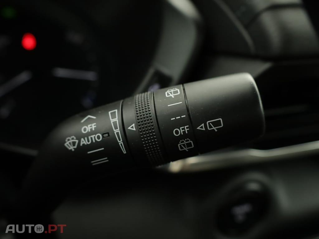 Mazda MX-3 MX-30 E-SKYACTIV EXCLUSVE-LINE