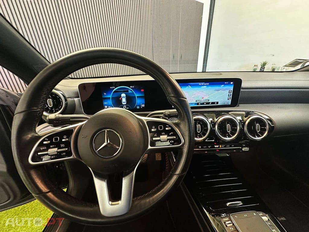 Mercedes-Benz CLA 200 Progressive