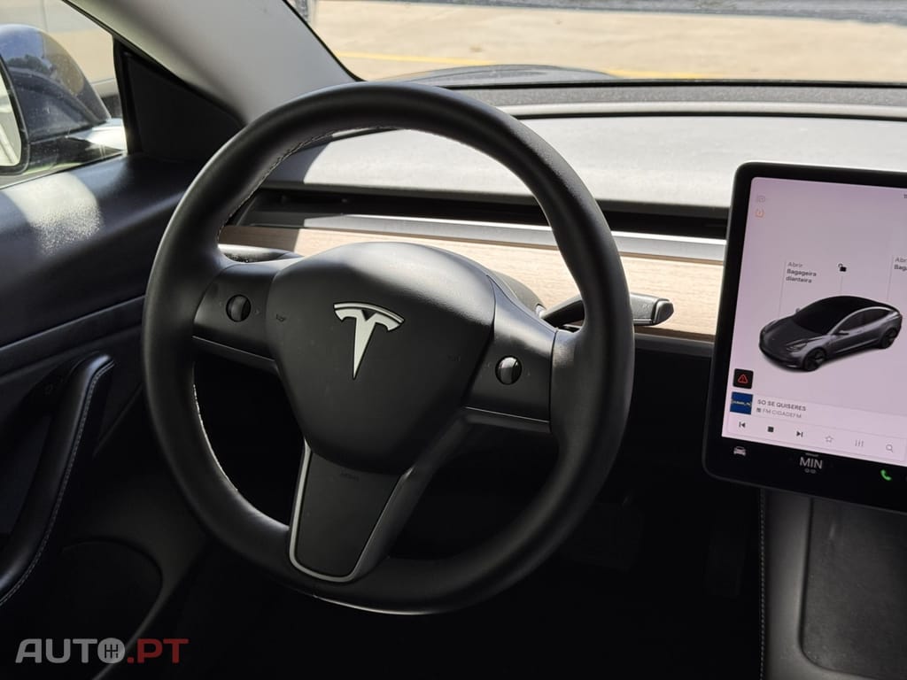 Tesla Model 3 Standard Range Plus RWD