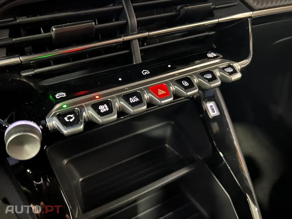 Peugeot 2008 1.2 PureTech Style