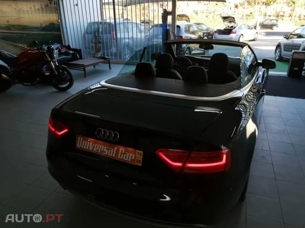 Audi Cabriolet 2.0 TDi S-line foto 5
