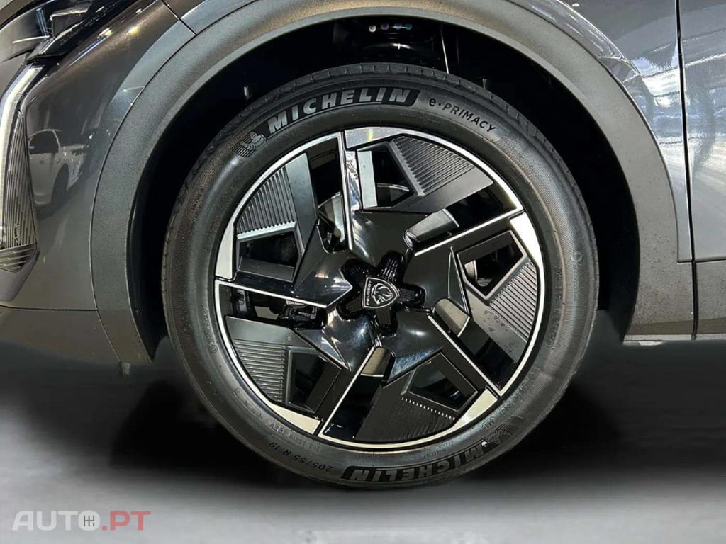 Peugeot 408 1.6 Hybrid GT e-EAT8