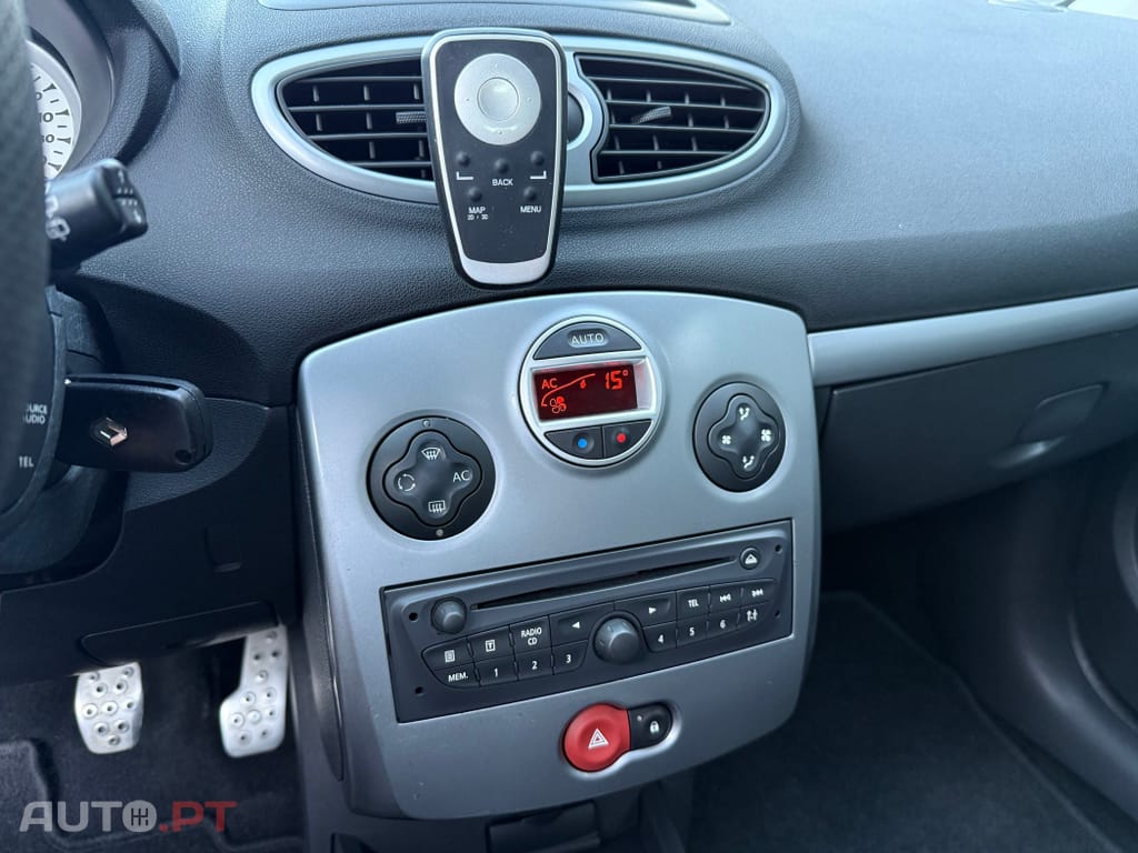 Renault Clio 1.6 16V 130 GT