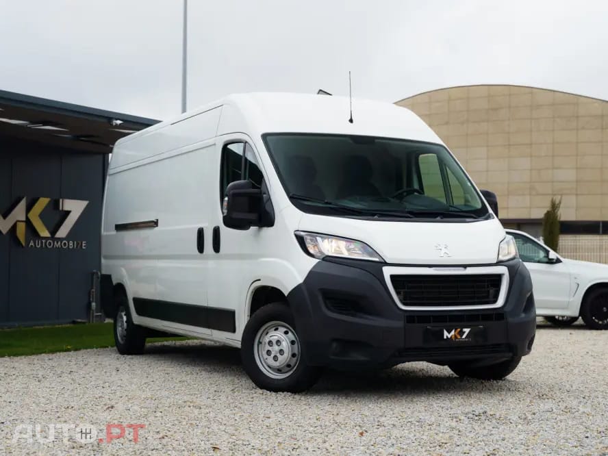 Peugeot Boxer 2.2 BlueHDi 335 L2 CD
